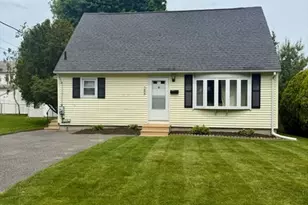 28 Ladybank, Worcester, MA 01606 - Photo 1