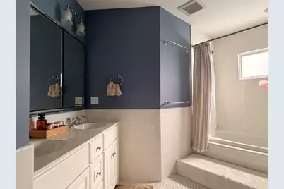 52 Hillsdale Road #52, Medford, MA 02155 - Photo 18