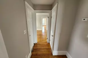 115 Clarence St, Everett, MA 02149 - Photo 8