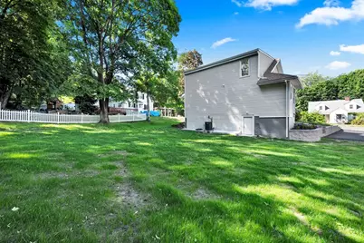 58 Lindell Ave, Leominster, MA 01453 - Photo 16