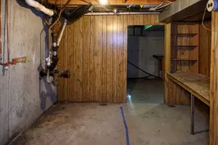 79 Plymouth St, Halifax, MA 02338 - Photo 24