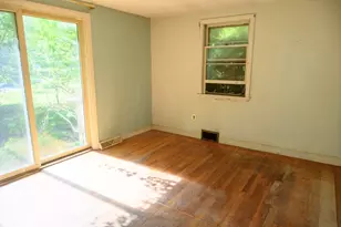 79 Plymouth St, Halifax, MA 02338 - Photo 12