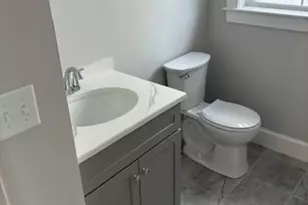 261 Pleasant St, Weymouth, MA 02190 - Photo 6