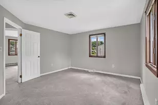 111 Woodburn Dr, Methuen, MA 01844 - Photo 12