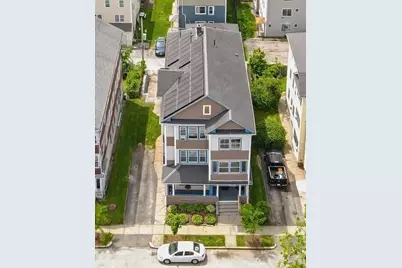 17 North Woodford Street, Worcester, MA 01604 - Photo 2