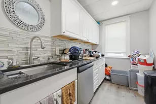 17 N Woodford St, Worcester, MA 01604 - Photo 4