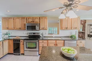 7 Tina Rd, Milford, MA 01757 - Photo 14