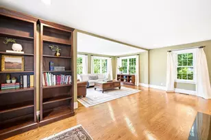 18 Grayson Rd, Winchester, MA 01890 - Photo 8