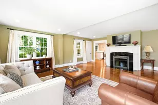 18 Grayson Rd, Winchester, MA 01890 - Photo 6