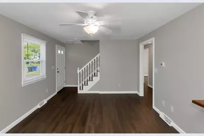 105 Mazarin St, Springfield, MA 01151 - Photo 10