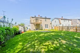 105 Mazarin St, Springfield, MA 01151 - Photo 24