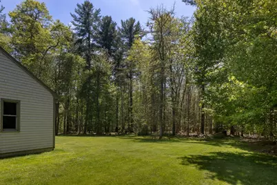 8 Riverbend Ln, Mattapoisett, MA 02739 - Photo 12