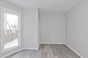 64 Thompson St, Springfield, MA 01109 - Photo 24