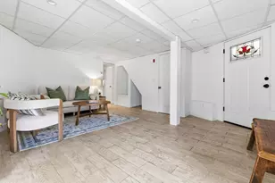 6 Mt Locust Pl, Gloucester, MA 01930 - Photo 10