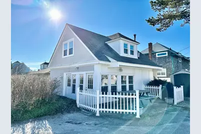 97A Beach Ave Winter Only #10/1-6/30, Hull, MA 02045 - Photo 1