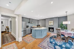 27 Mattoon St, Springfield, MA 01105 - Photo 8
