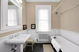 27 Mattoon St, Springfield, MA 01105 - Photo 24