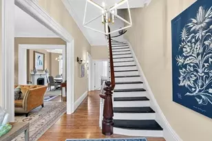 27 Mattoon St, Springfield, MA 01105 - Photo 2