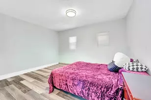 108 Marble St, Springfield, MA 01105 - Photo 10
