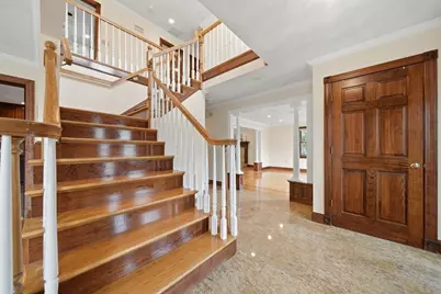 131 Range Heights Road, Lynn, MA 01904 - Photo 4