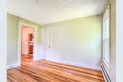17 Worcester Ave, Montague, MA 01376 - Photo 8