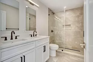 62 Foundry St, Wakefield, MA 01880 - Photo 12