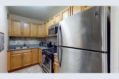 28 Juniper St #78, Brookline, MA 02445 - Photo 4