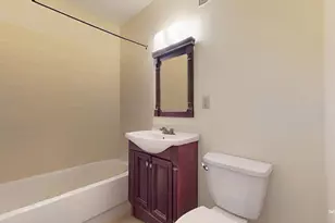 28 Juniper St, Brookline, MA 02445 - Photo 8