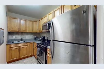 28 Juniper St #78, Brookline, MA 02445 - Photo 4