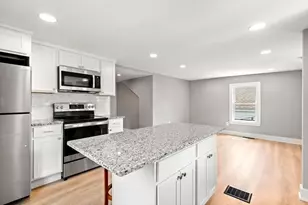 54 Main St, Topsfield, MA 01983 - Photo 8
