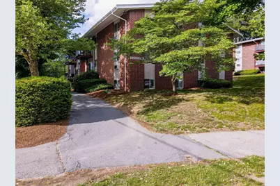 9 Longwood Dr #1, Andover, MA 01810 - Photo 2