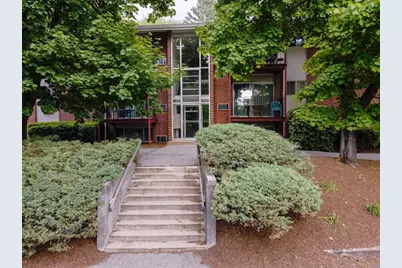9 Longwood Dr #1, Andover, MA 01810 - Photo 4