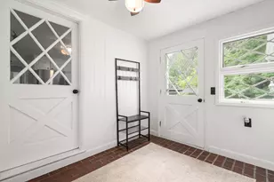 21 Grove St, Shrewsbury, MA 01545 - Photo 12
