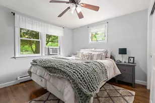 21 Grove St, Shrewsbury, MA 01545 - Photo 14