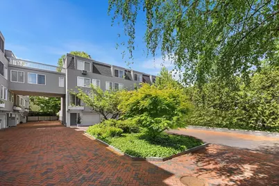 16 Ellery Square, Cambridge, MA 02138 - Photo 2
