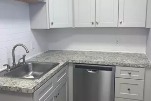 12 Hawthorne St, Brockton, MA 02301 - Photo 4