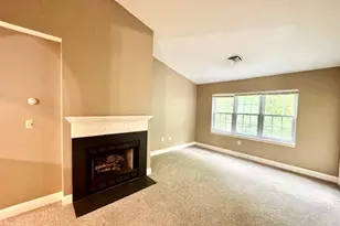 1000 Spring Valley Dr, Andover, MA 01810 - Photo 10
