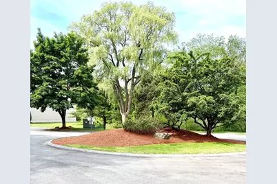 1000 Spring Valley Drive #G, Andover, MA 01810 - Photo 4