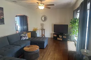 54 Dudley St, Saugus, MA 01906 - Photo 10