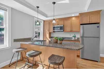 122-124 Charles St #124-1, Cambridge, MA 02141 - Photo 10