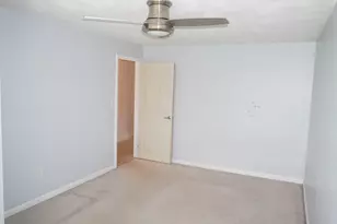 92 Sterling Ln, Haverhill, MA 01835 - Photo 10