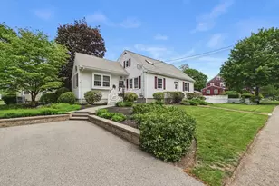 12 S Douglas St, Rockland, MA 02370 - Photo 2
