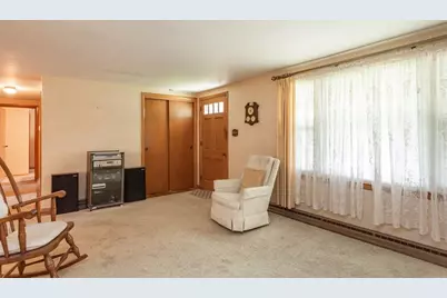 244 Connecticut Ave, Somerset, MA 02726 - Photo 10