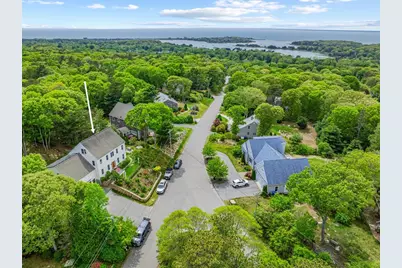 73 Westmoreland Dr, Falmouth, MA 02540 - Photo 4