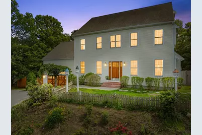 73 Westmoreland Dr, Falmouth, MA 02540 - Photo 2