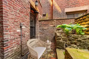 24 Hancock St, Boston, MA 02114 - Photo 14