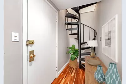 24 Hancock St #2, Boston, MA 02114 - Photo 8