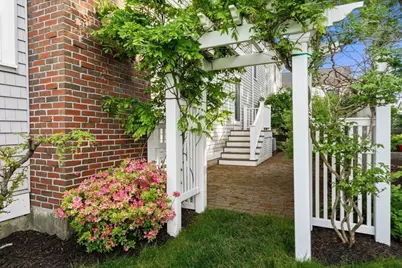 7 Swan Road, Quincy, MA 02169 - Photo 16