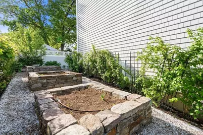 7 Swan Road, Quincy, MA 02169 - Photo 18