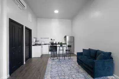 180 Lyman St #180, Holyoke, MA 01040 - Photo 2